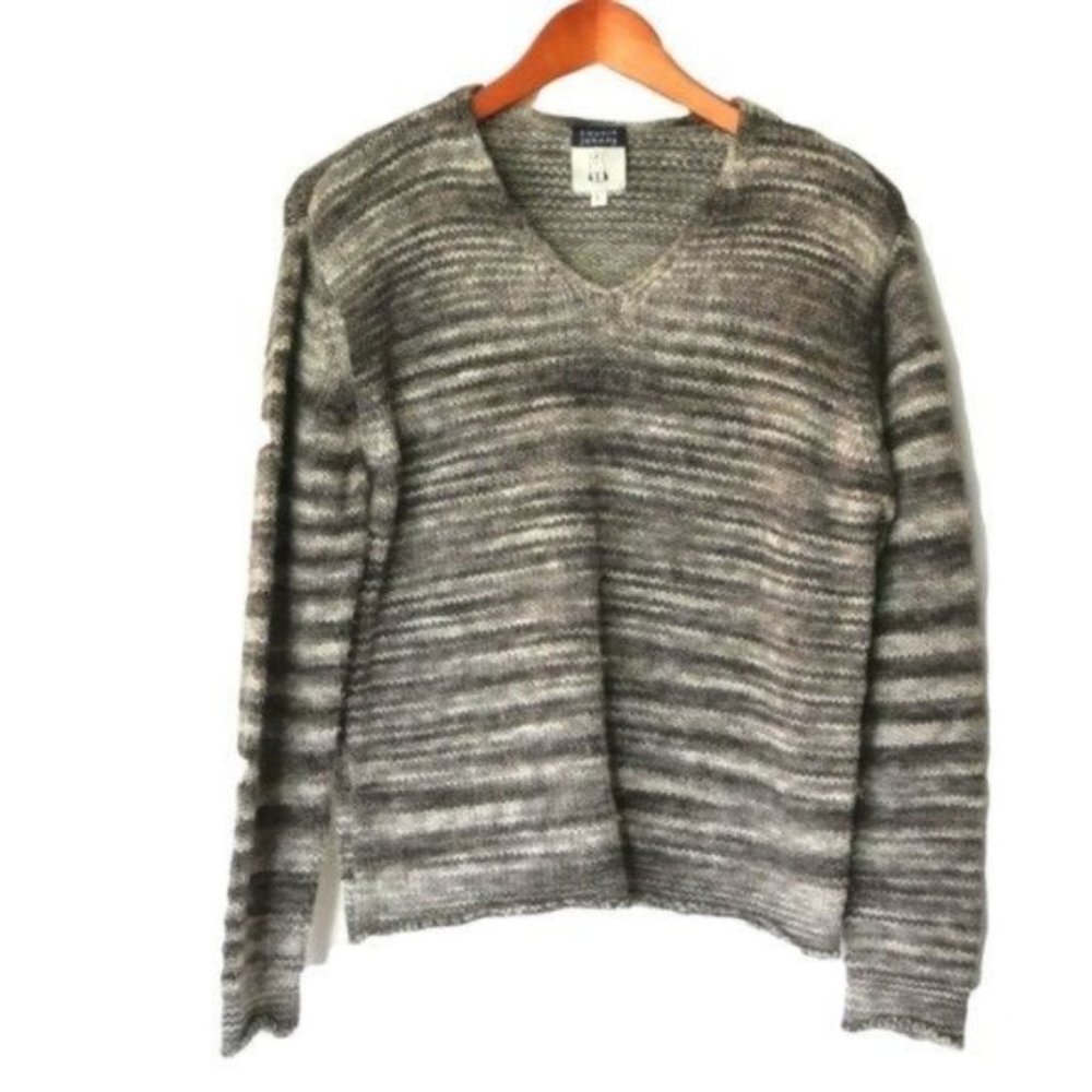 Cousin Johnny Wool V-Neck Sweater  L‎